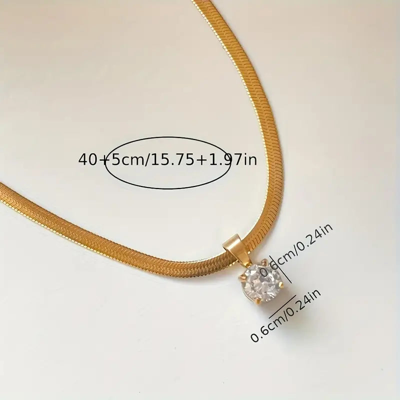 Collana elegante con ciondolo di strass | Oro