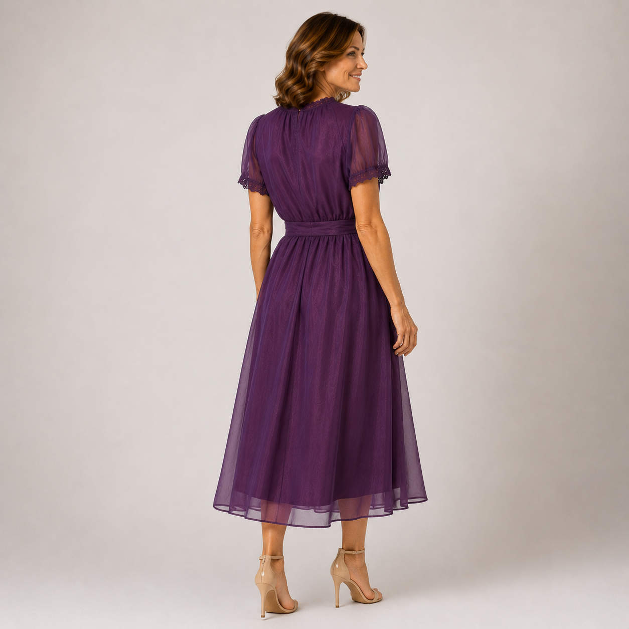 Flavia | Abito Maxi con Scollo a Goccia e Bordo in Pizzo di Chiffon