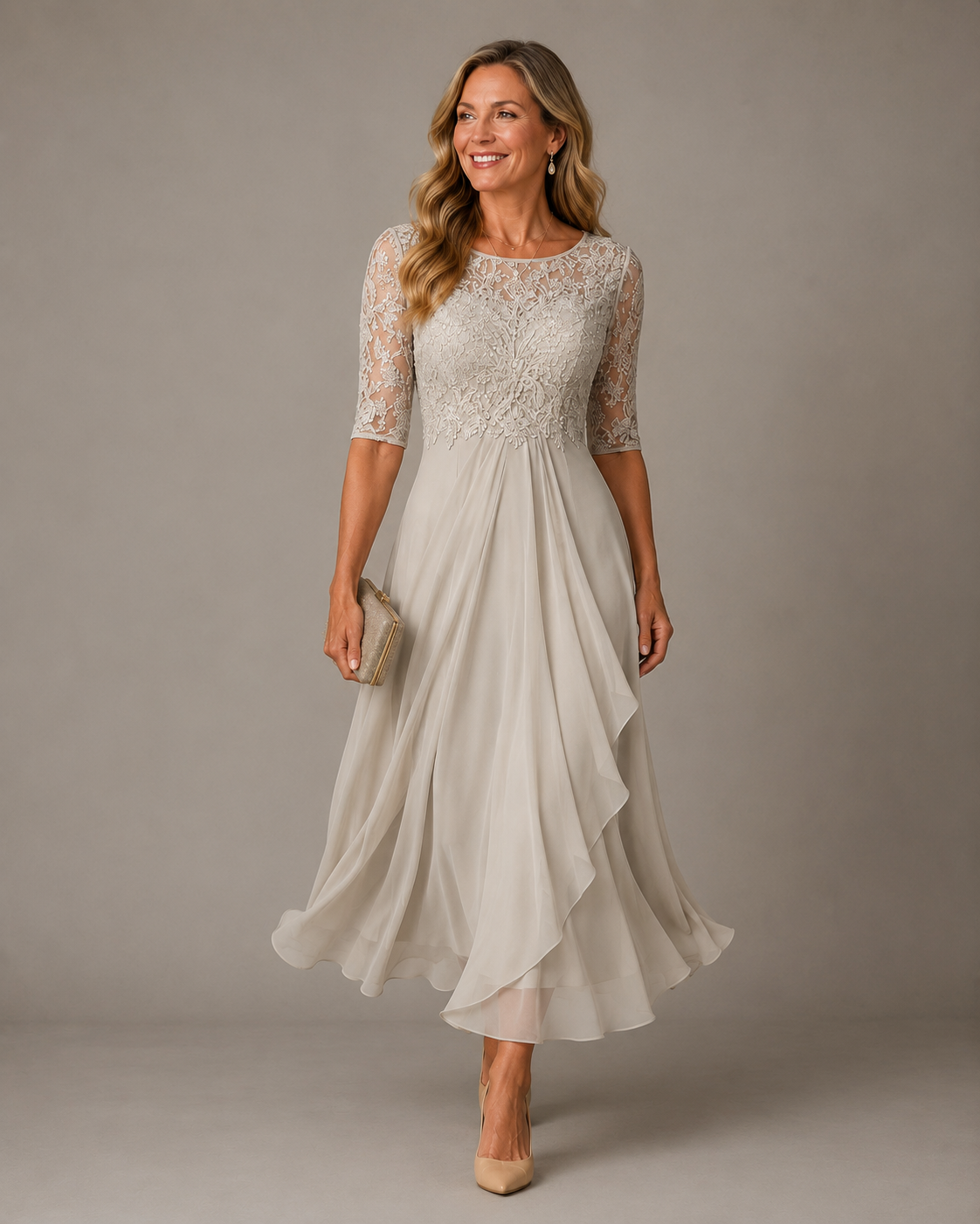 Il Vestito Midi in Pizzo Flattering