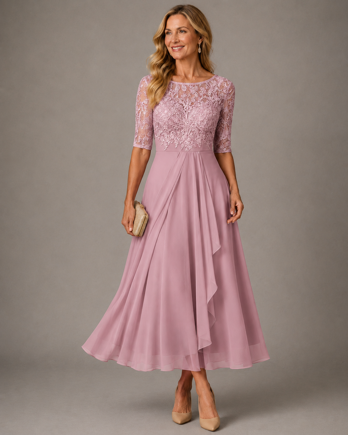 Il Vestito Midi in Pizzo Flattering