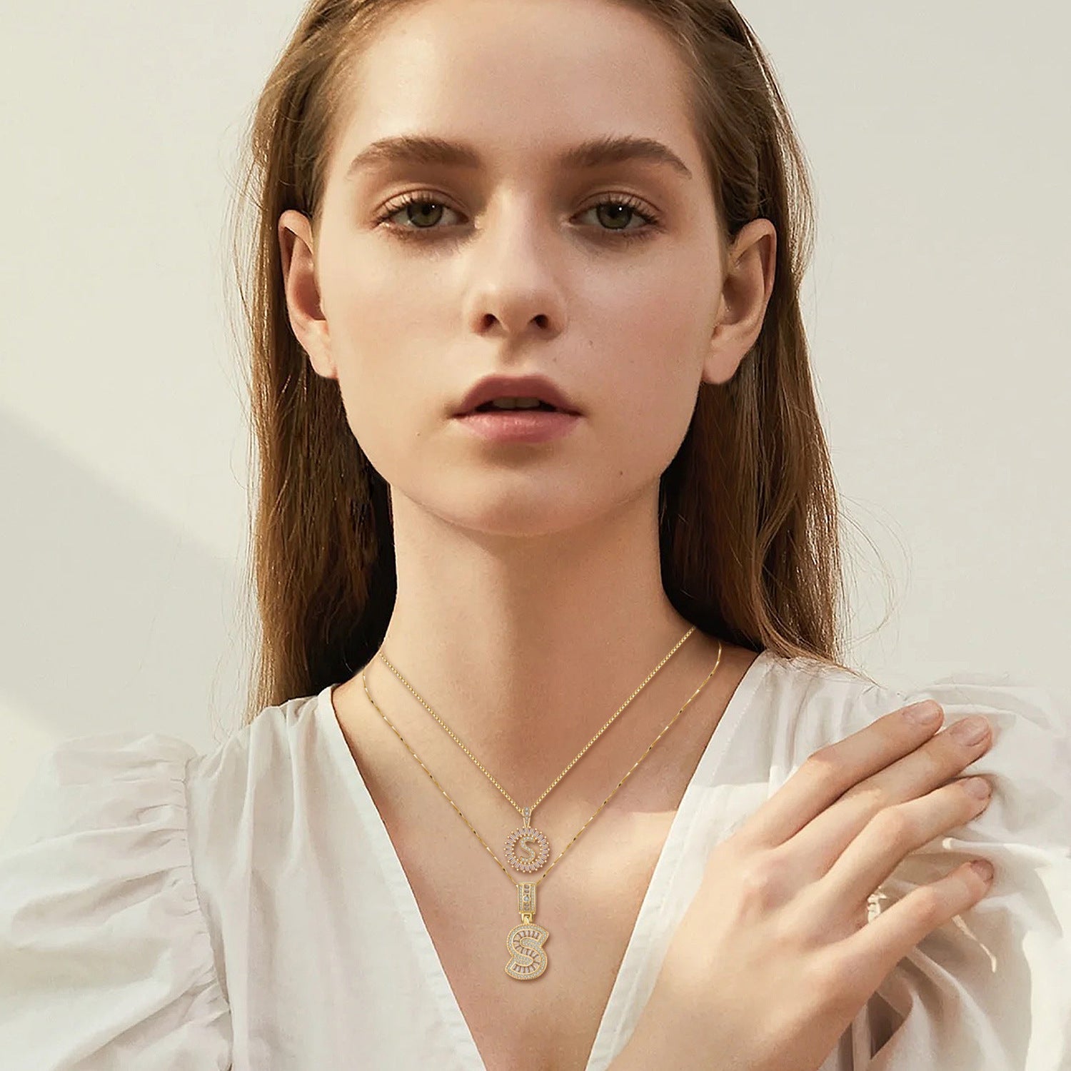 Collana con iniziale incastonata | Oro