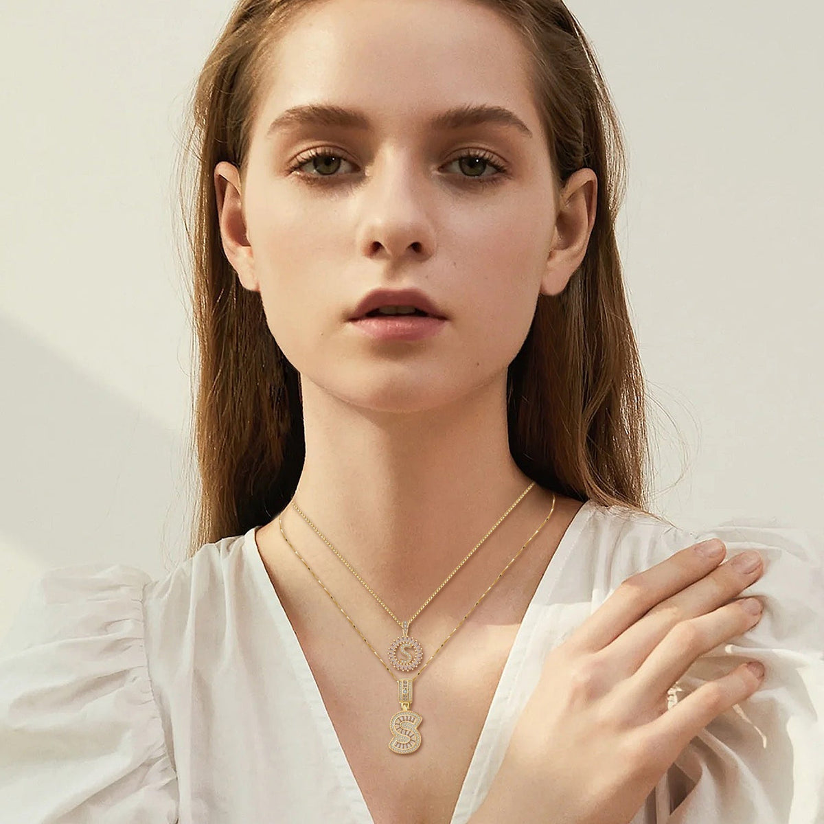 Collana con iniziale incastonata | Oro