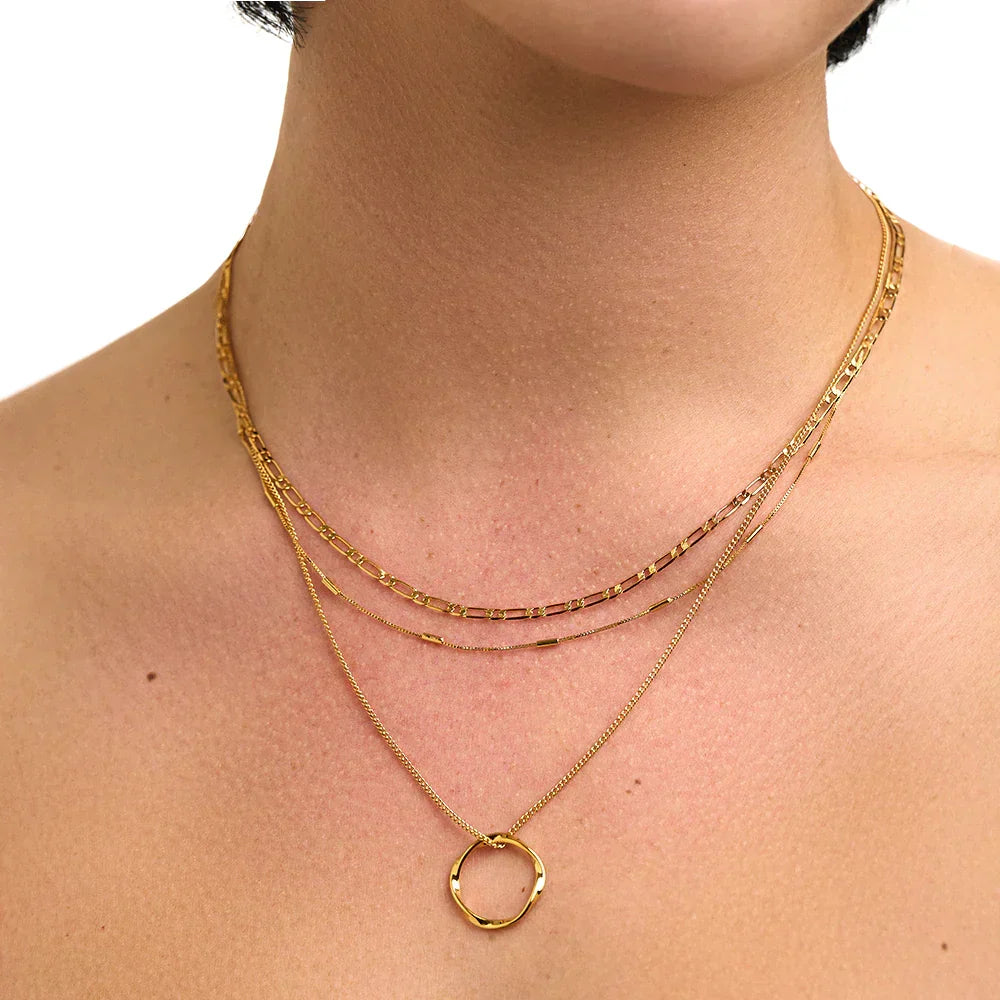 Collana a tre fili con cerchio aperto | Oro