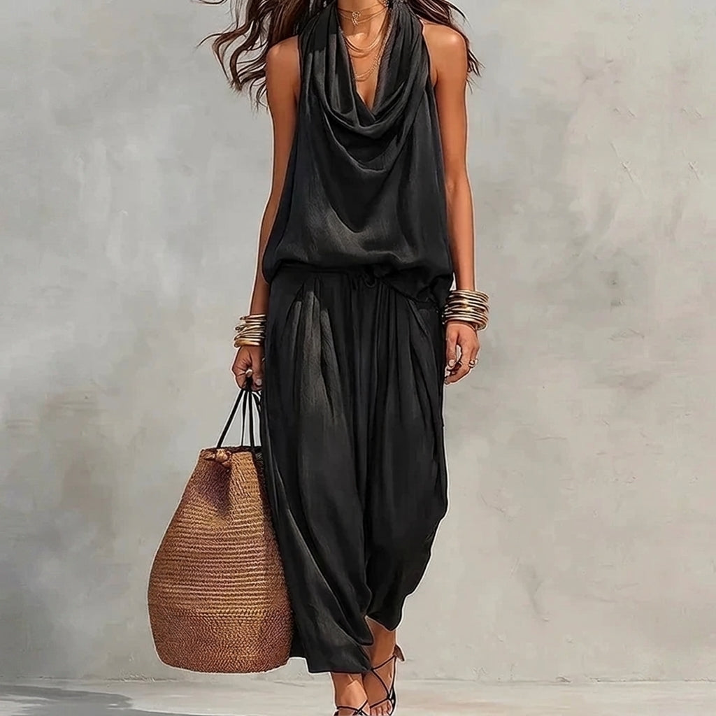 Ambra | Completo fluido con top halter drappeggiato e pantaloni