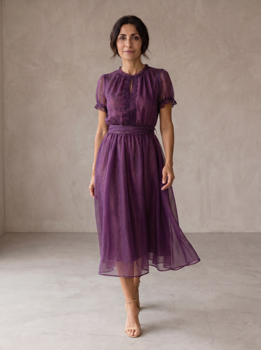 Flavia | Abito Maxi con Scollo a Goccia e Bordo in Pizzo di Chiffon