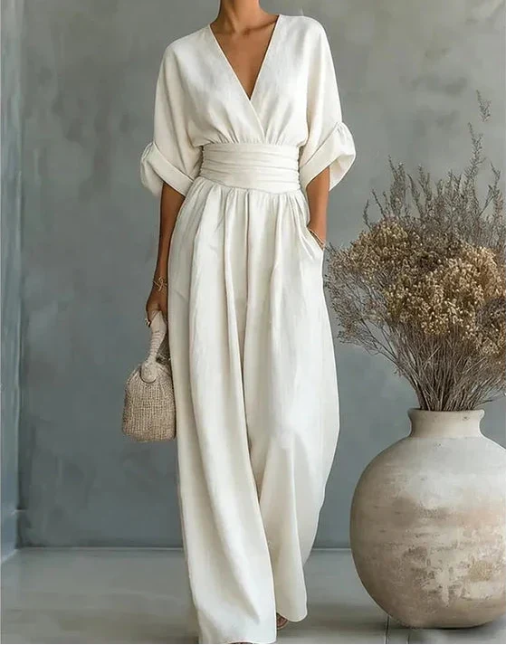 Renata | Tuta elegante con scollo a V e gamba larga
